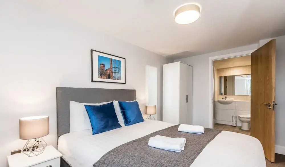 Host Apartments Standish Street Living