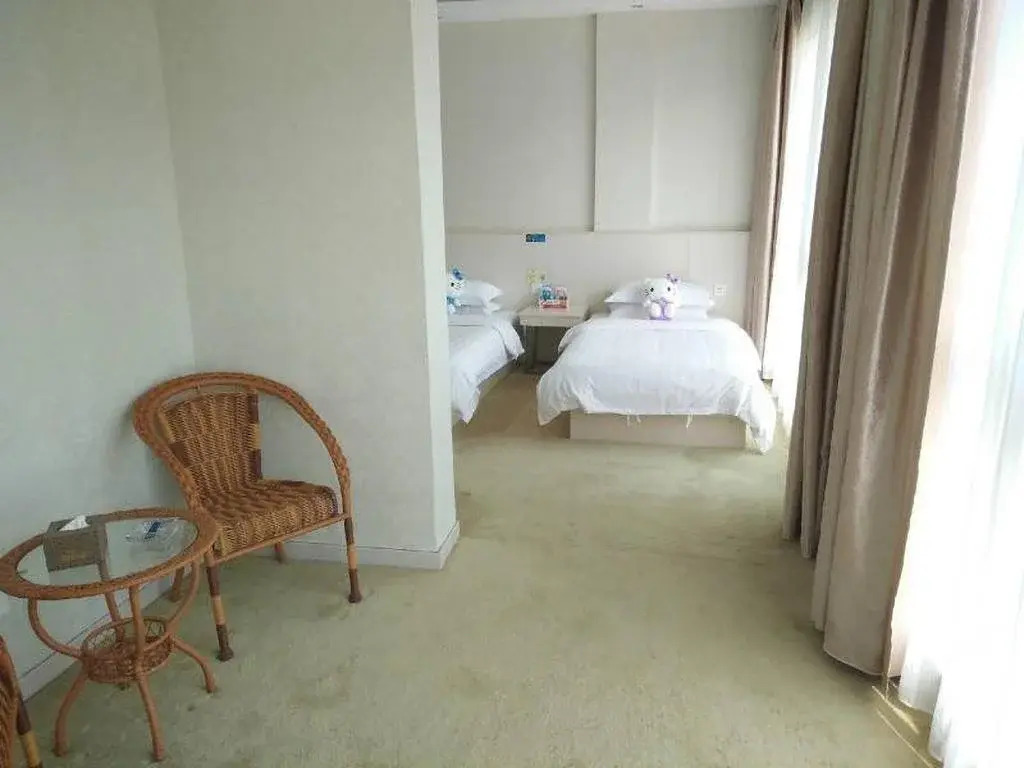Guangde Wanjia Express Inn