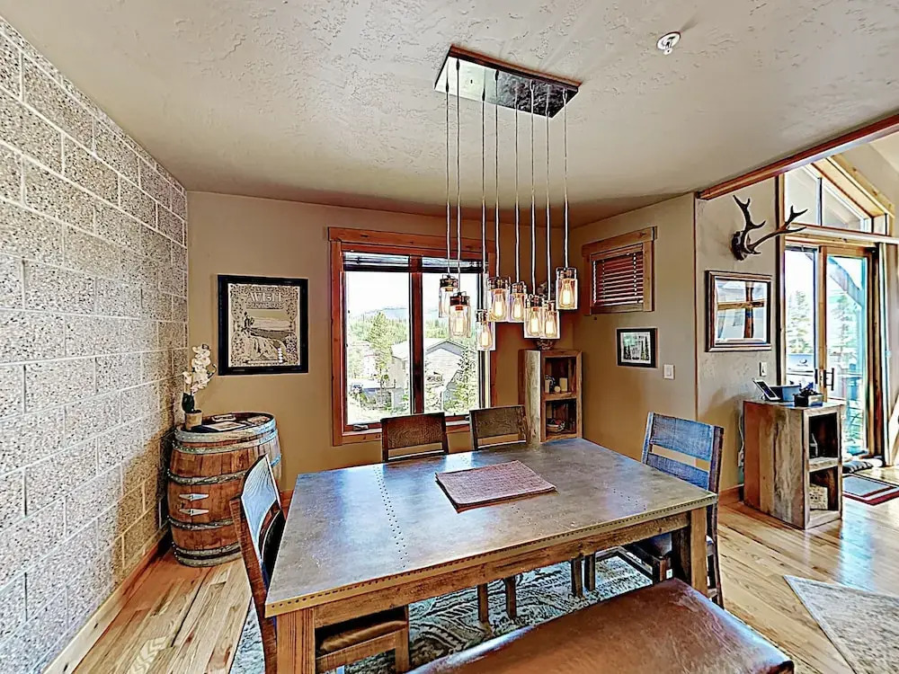3br W/ Hot Tub & Views, Near Skiing 3 Bedroom Townhouse