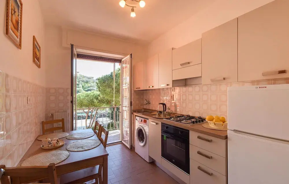 Nice Apartment in Recco With Wifi and 1 Bedrooms