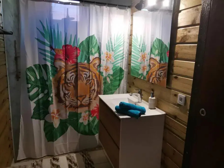 BLUE MARLIN BUNGALOW NEUF 4 PERSONNES