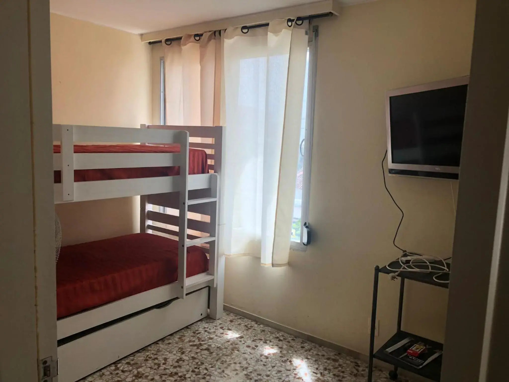 Apartamento Apolo, Depto 201 sobre Gorlero