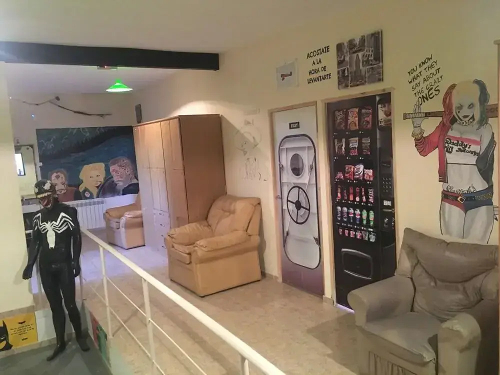 Lemon Tree Hostel