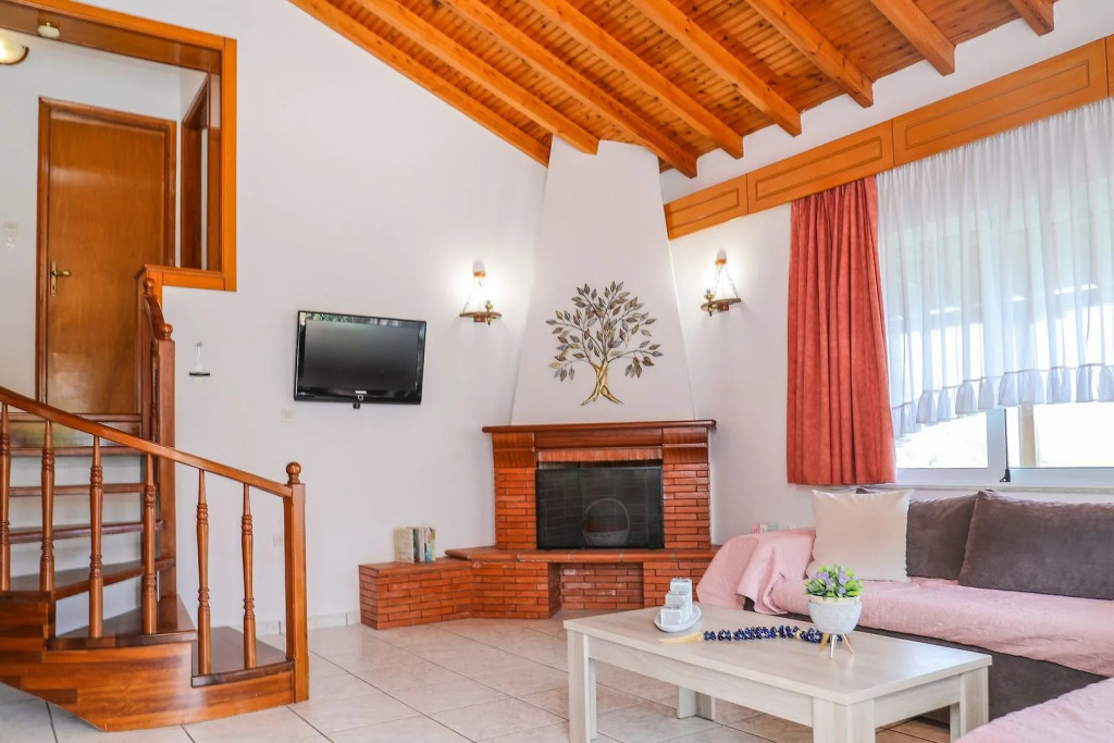 VILLA MITZELOS