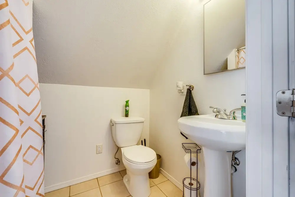 Groveland Vacation Rental ~ 24 Mi to Yosemite!
