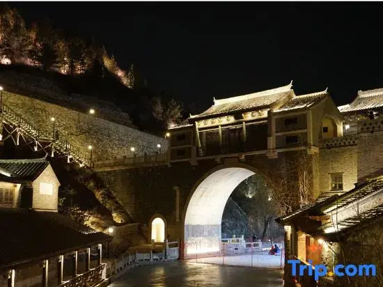 Yuexian Boutique Apartment (Shanghai Nanjing East Road)