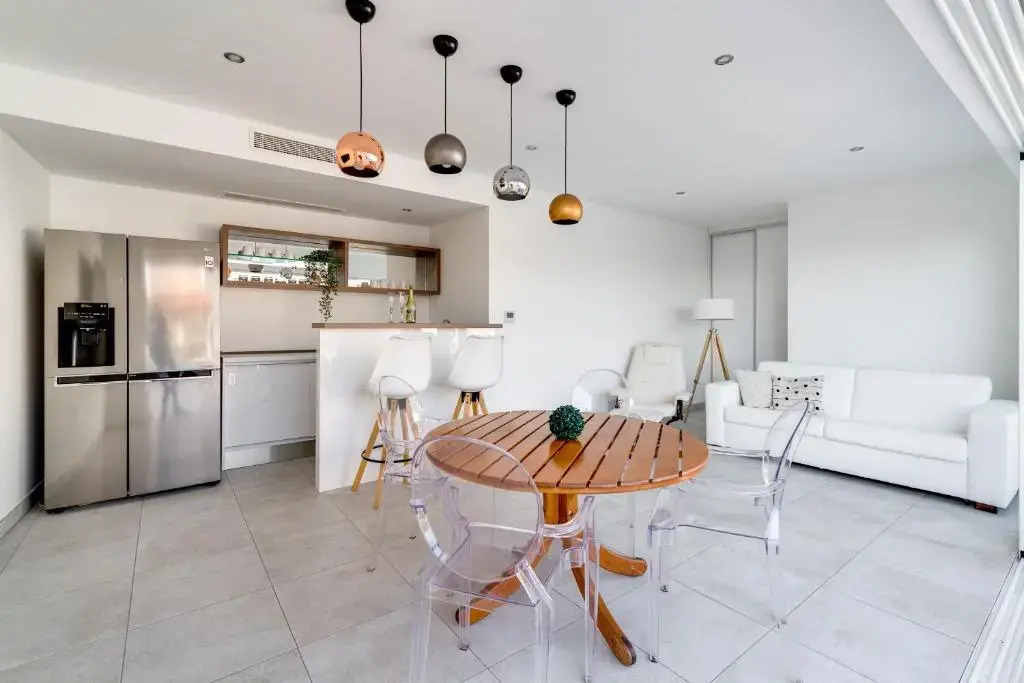 Seaview Villa MaToLi with heated 50sqm pool and 4 bedrooms, close to Split