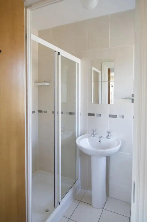 Caravogue House Bed & Breakfast