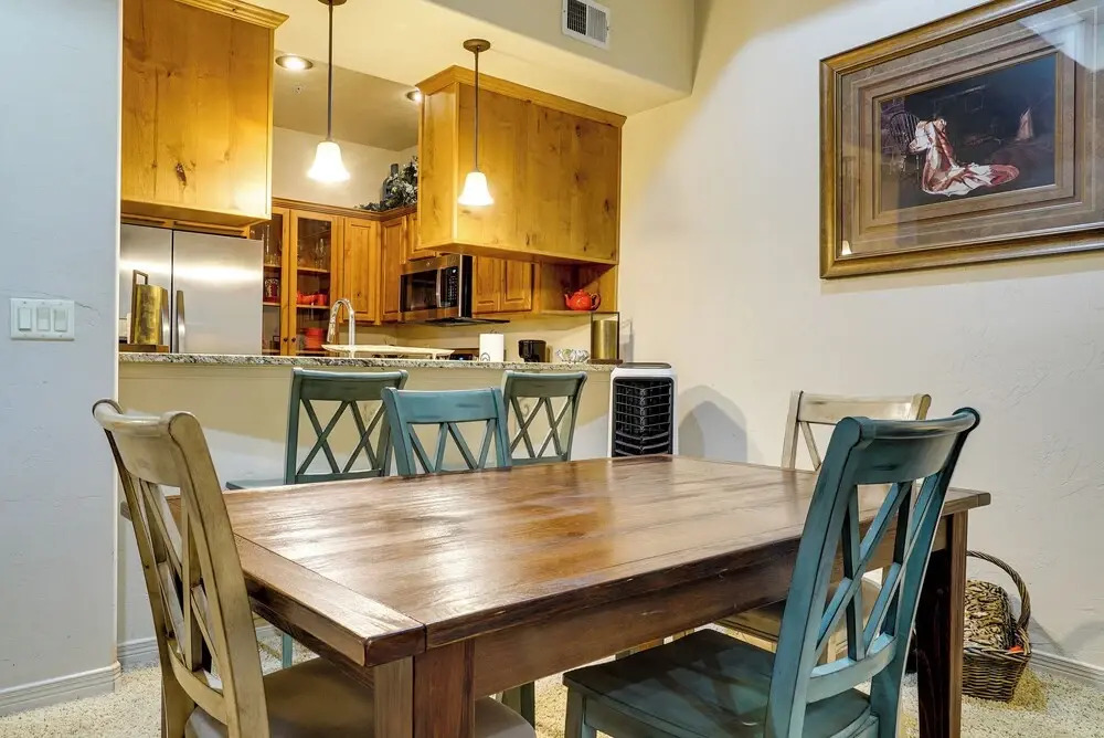 Inviting Las Cruces Condo < 1 Mi to Mesilla Plaza!