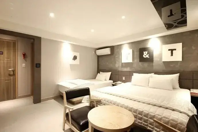 Busan Myongji Marr