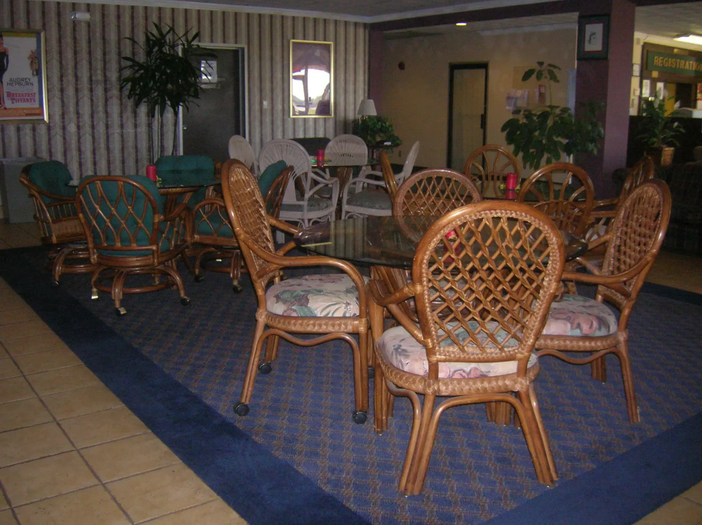 Econo Lodge High Point - Archdale