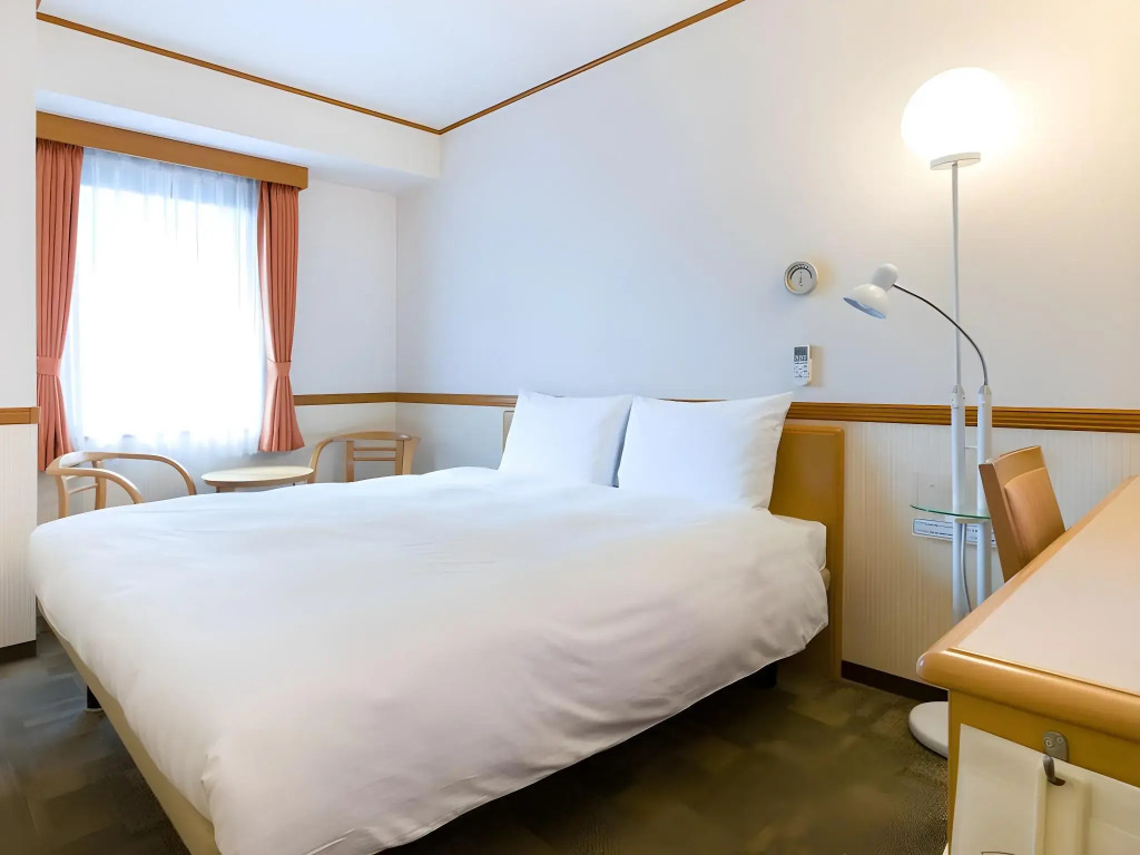 Toyoko Inn Toyama Station Sinkansen 1