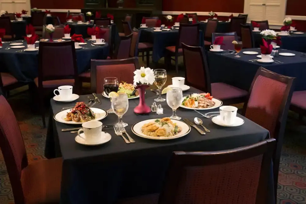 The University of Georgia Center for Continuing Education & Hotel