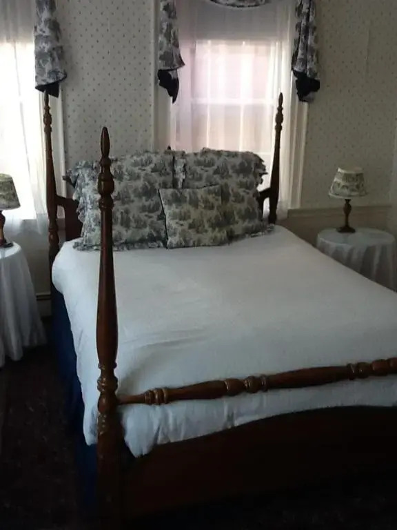 Clarkeston Inn