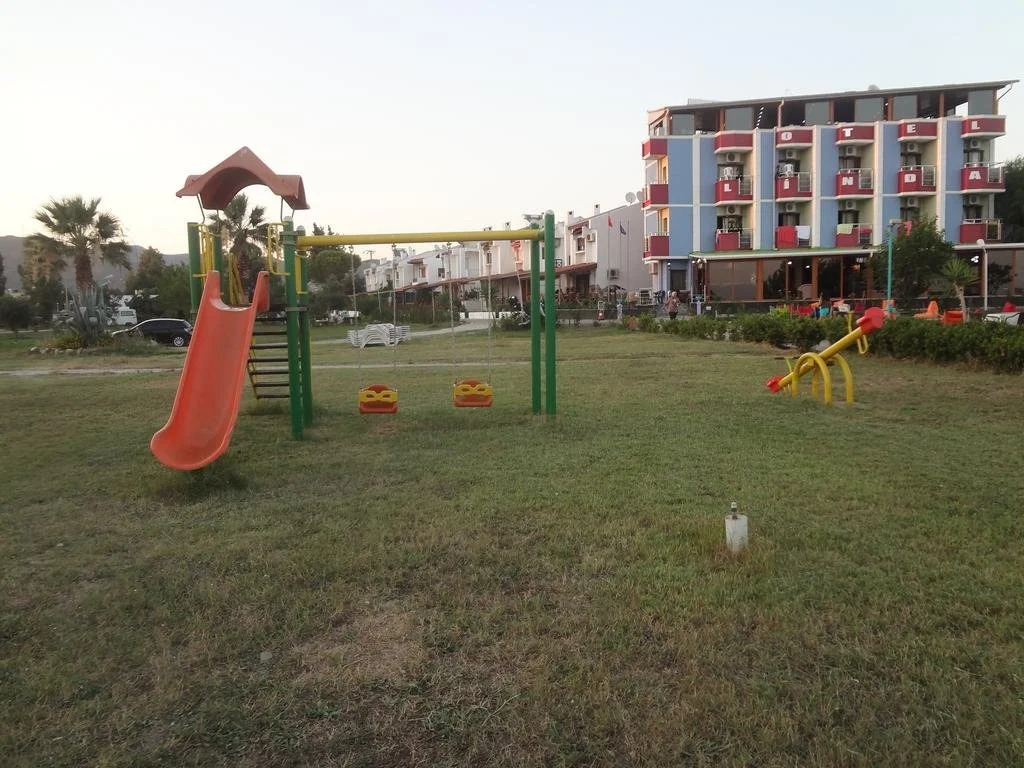 Rosalinda Otel Gumuldur