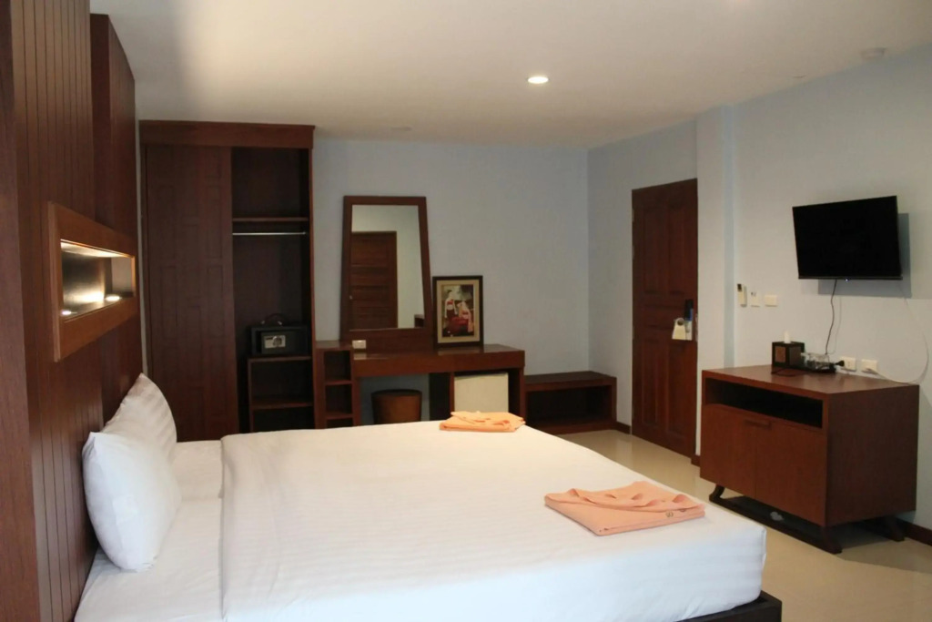 Cokoon Deva Patong Hotel