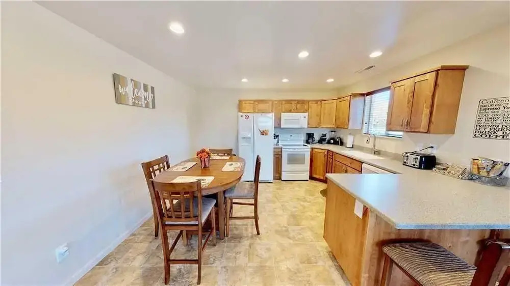 Moab Trails Inn ~ C - 2 Br Duplex