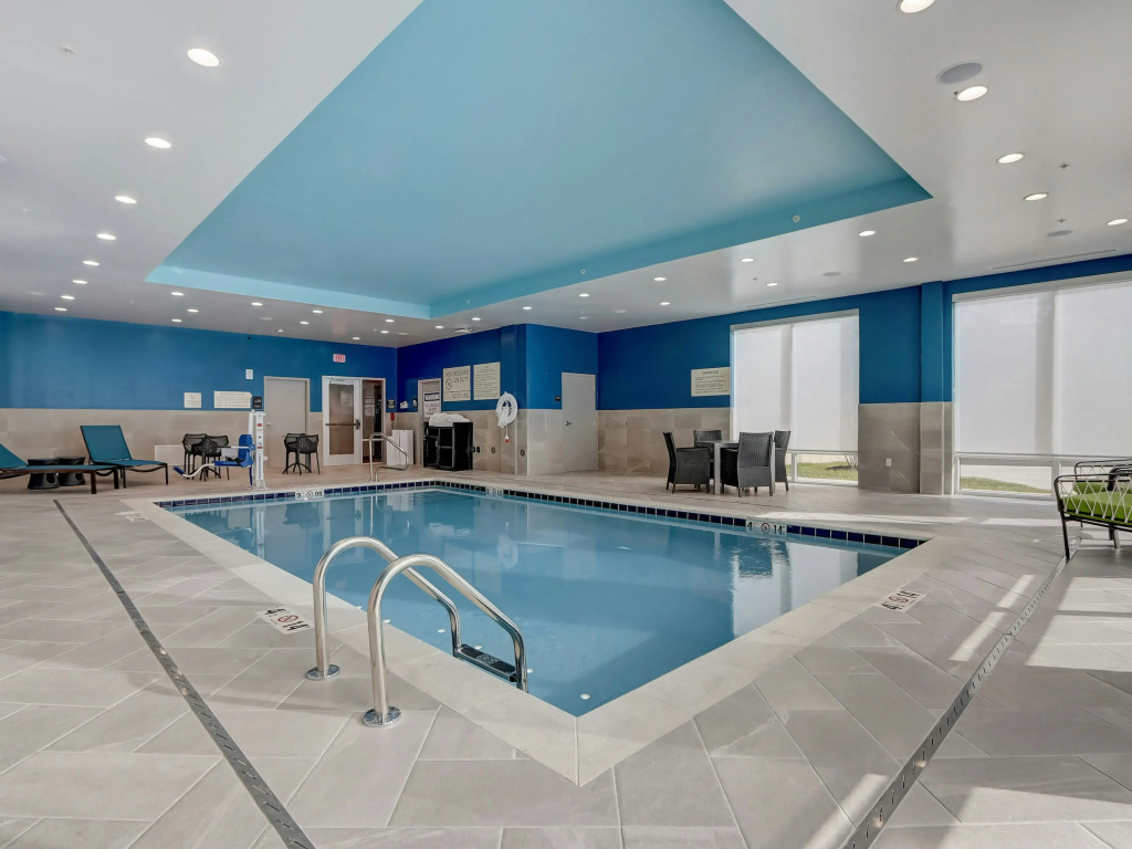 Hampton Inn & Suites Cincinnati Midtown Rookwood