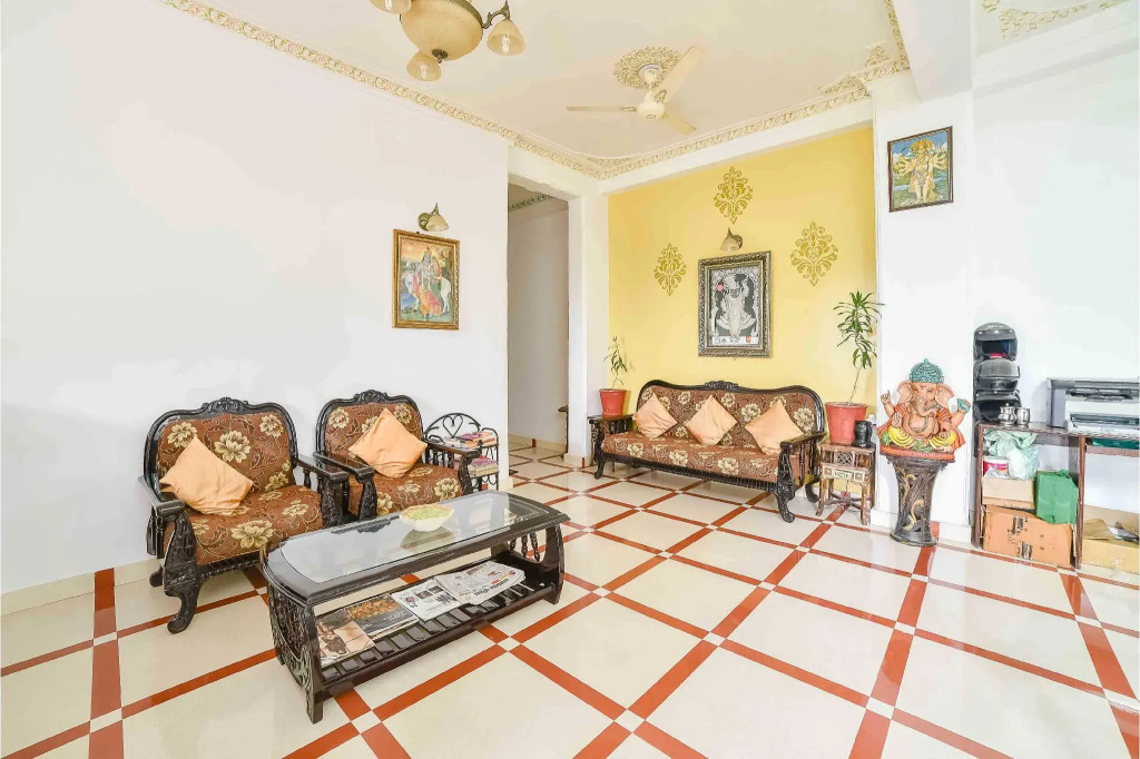 Hotel Sargam Sadan