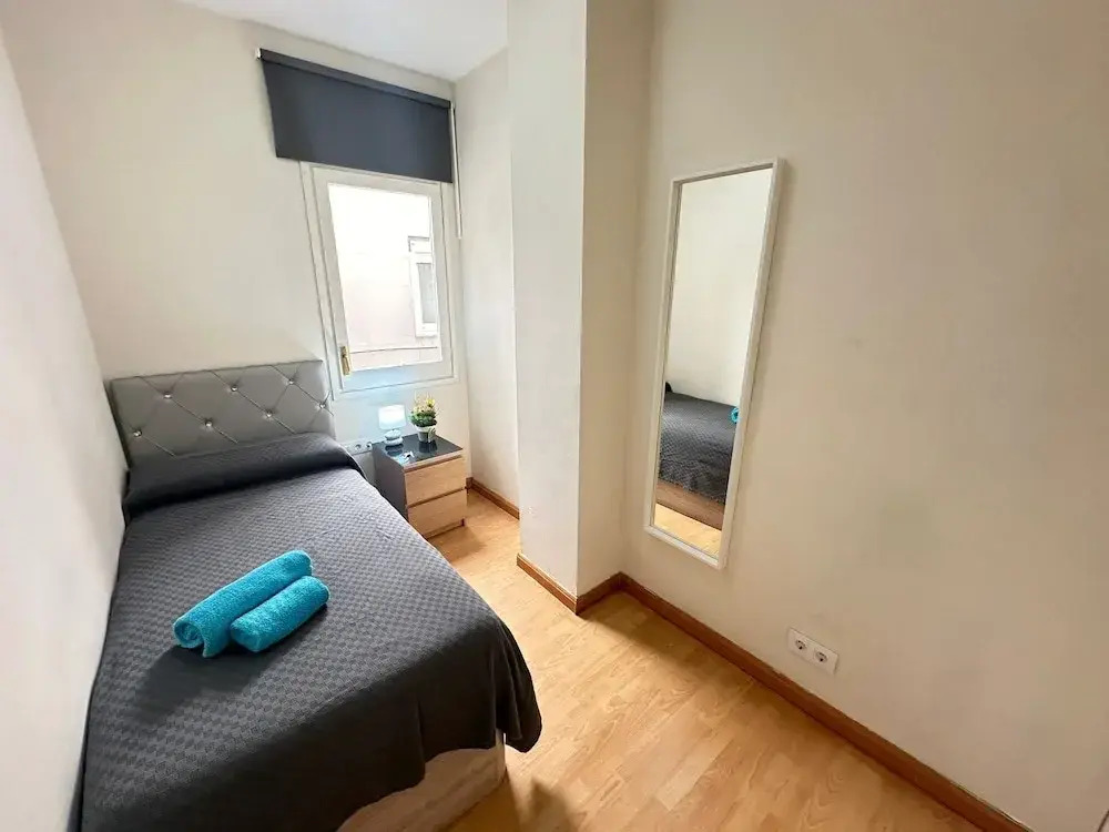 Rooms in Apartment Paris