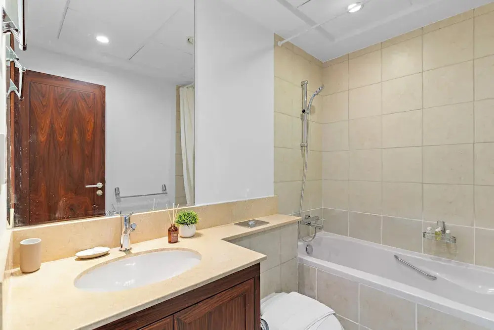 Single Bed In Twin Room With Balcony For Female Guests Only