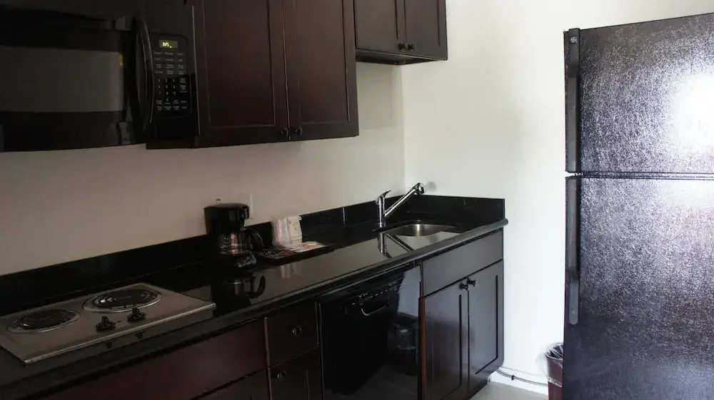 Lux Inn and Suites