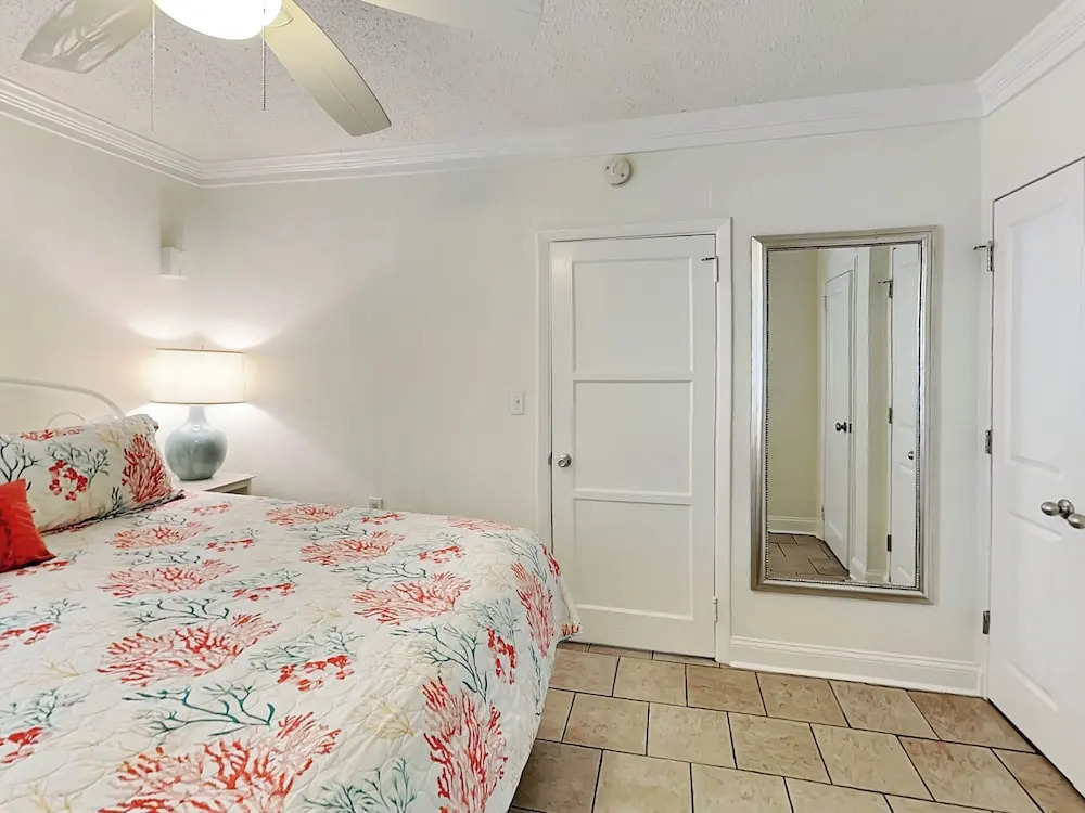 Captains Quarters B by Tybee Vacation Rentals