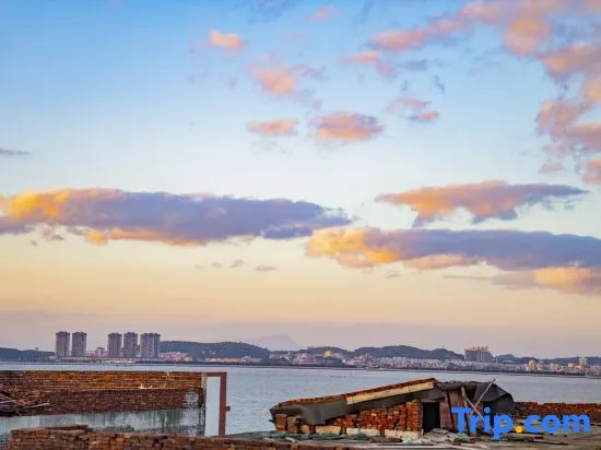 Meizhou Island Haifeng Yuyue Novina 180° Seaview Designer Vacation Apartment