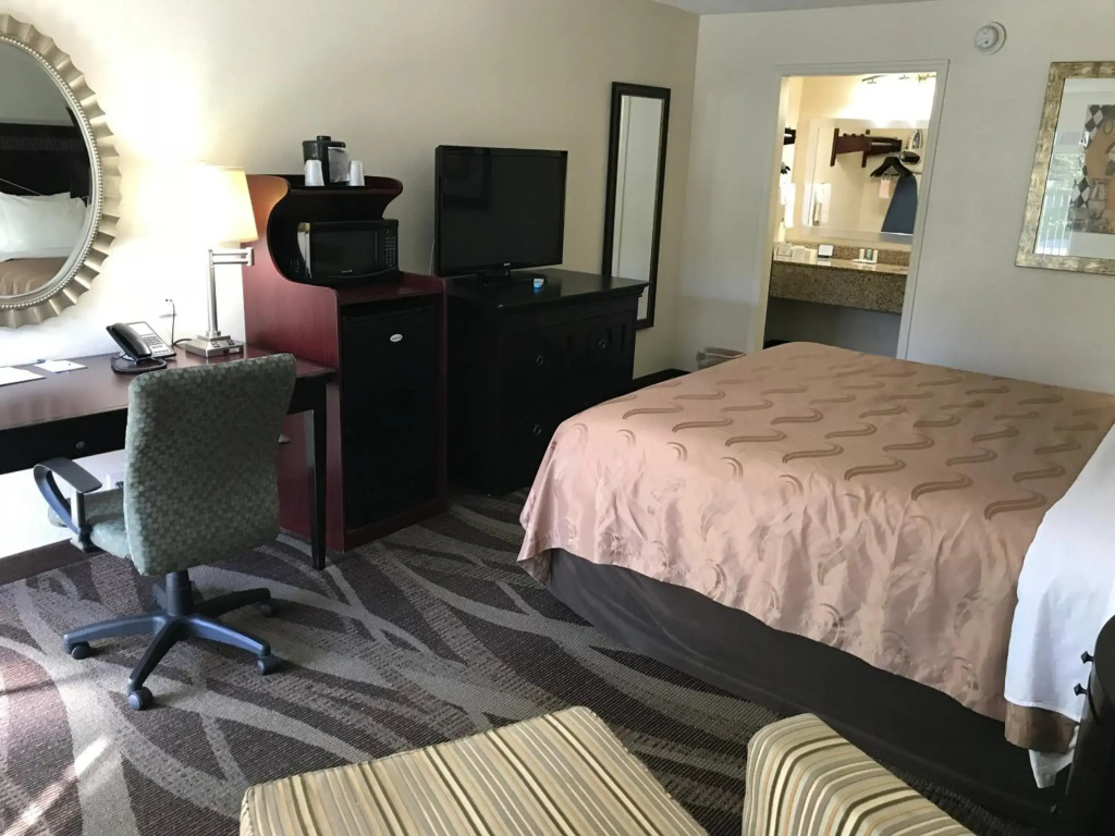 Quality Inn Windsor Mill - Baltimore
