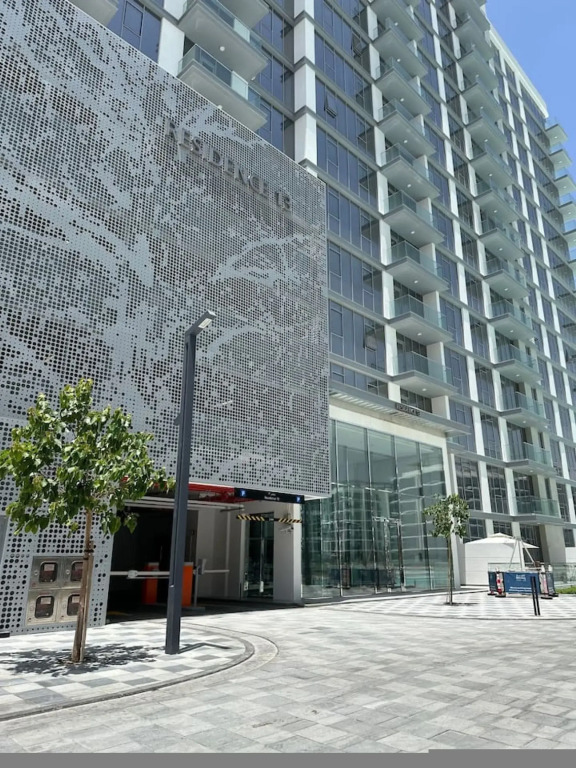 Luxury District One Residences - Elegant 1 Bedroom
