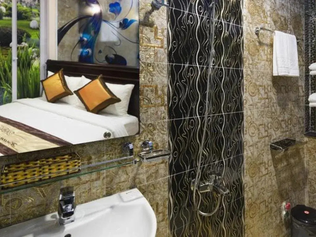 Hoang Hoang Hotel