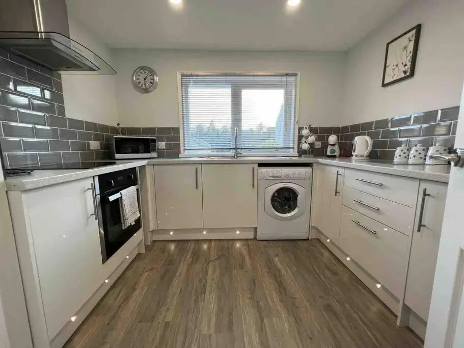 Modern 2 Bed Apartment