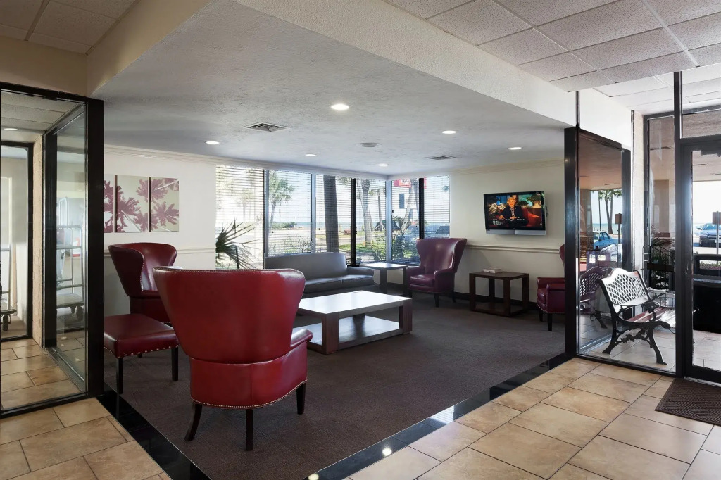 Beachfront Palms Resort Galveston, an Ascend Collection Hotel