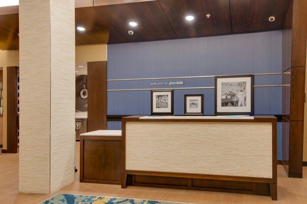 Hampton Inn & Suites Los Angeles - Glendale