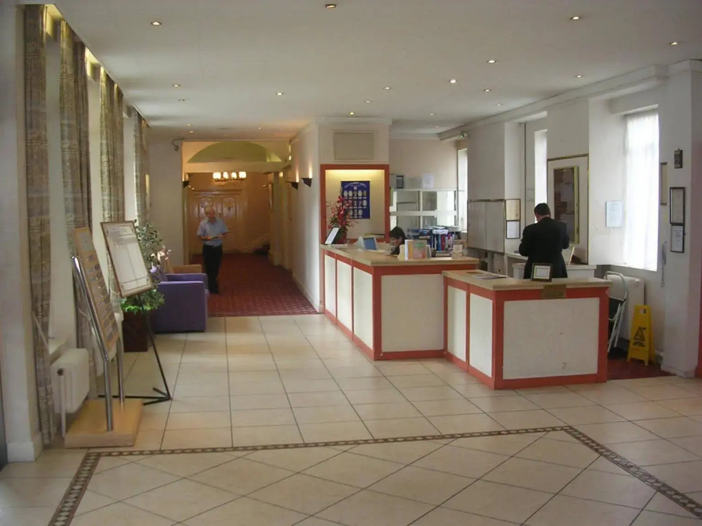 Heathlands Hotel