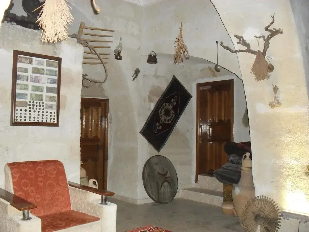 Avlu Cave House