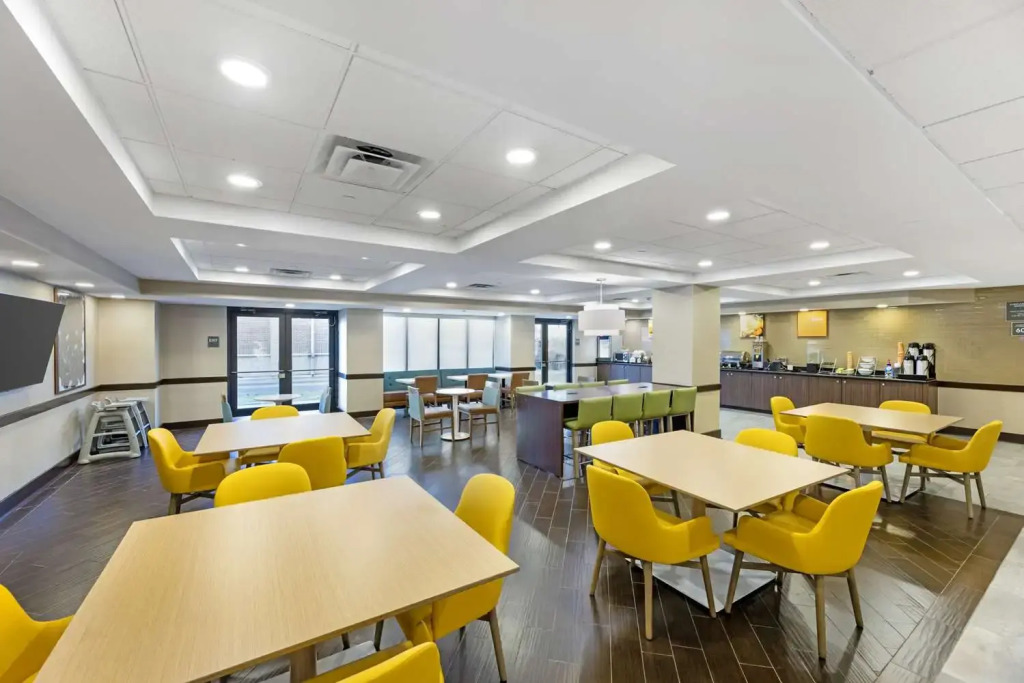 Comfort Inn & Suites Arlington Heights - Schaumburg