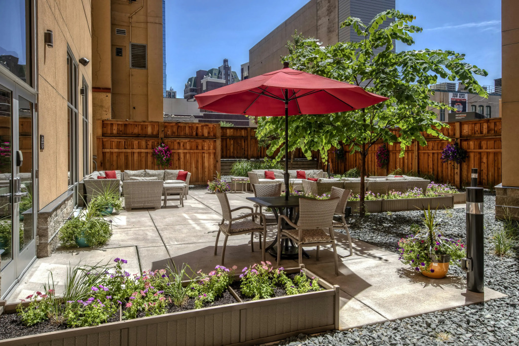 Hampton Inn & Suites - Minneapolis/Downtown