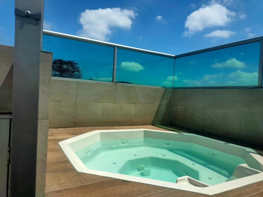 2 room department (5 people). Private exclusive area in Guayaquil
