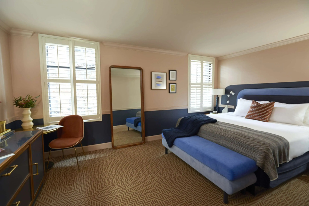 The Oliver Hotel Knoxville, by Oliver