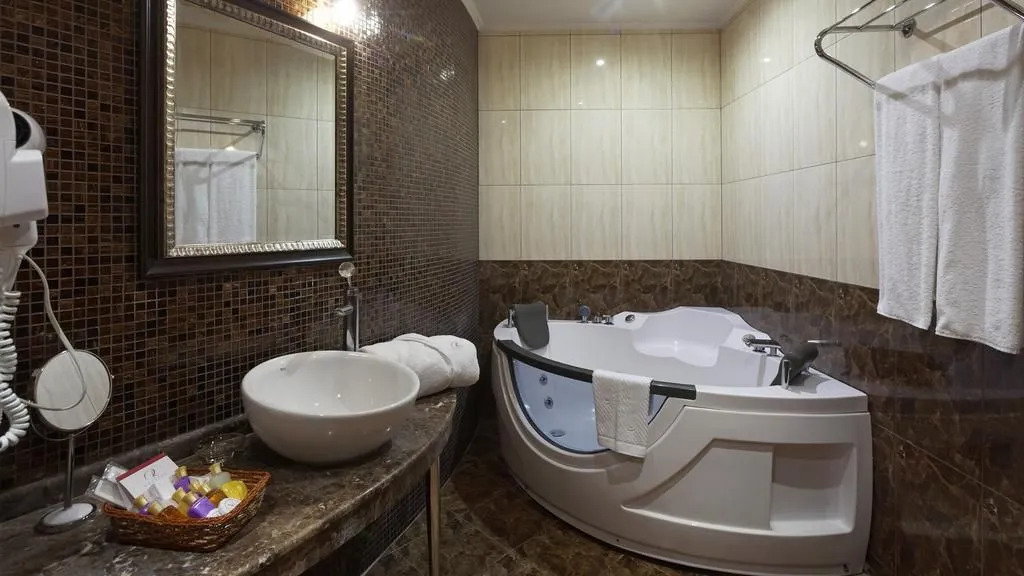 Kristel Hotel