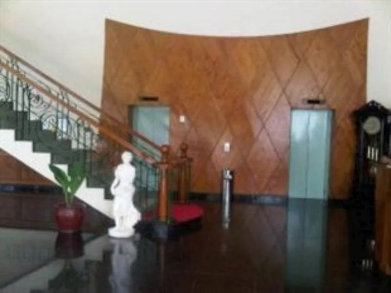 Hotel Royal Regal Surabaya