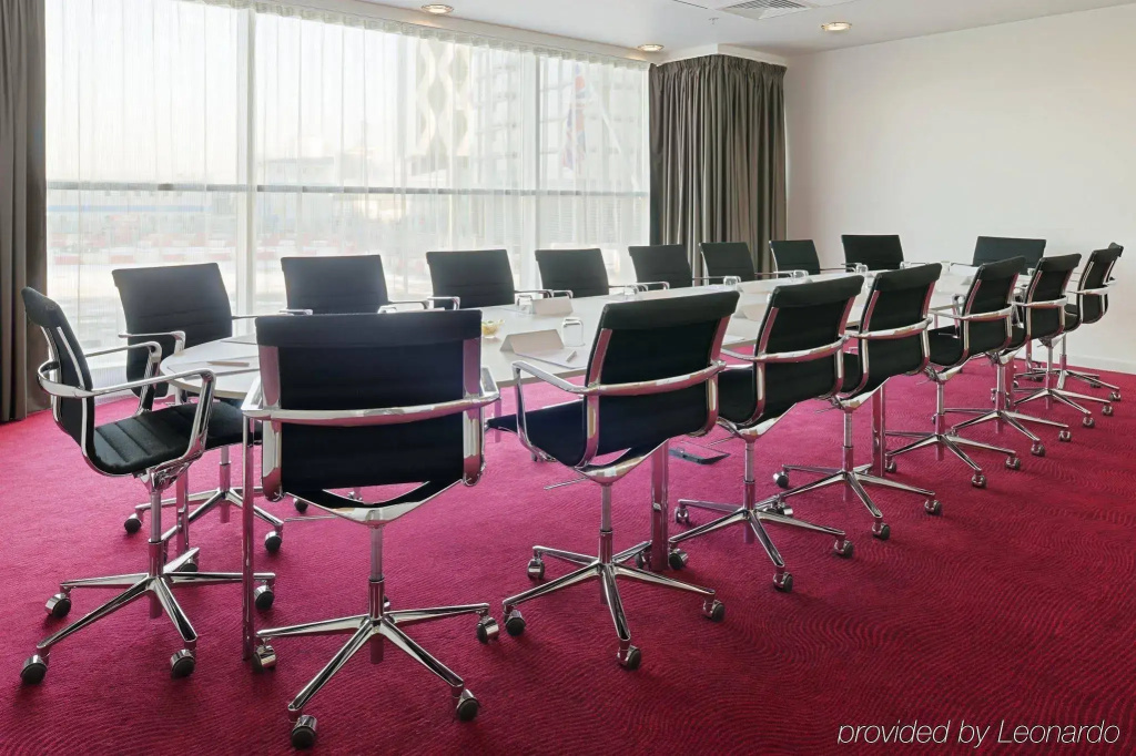 Holiday Inn Manchester-Mediacityuk by IHG