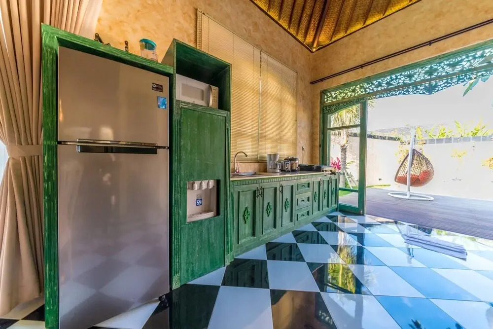 Villa Secret Estate
