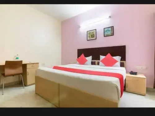The Roy Grand Inns by OYO Rooms