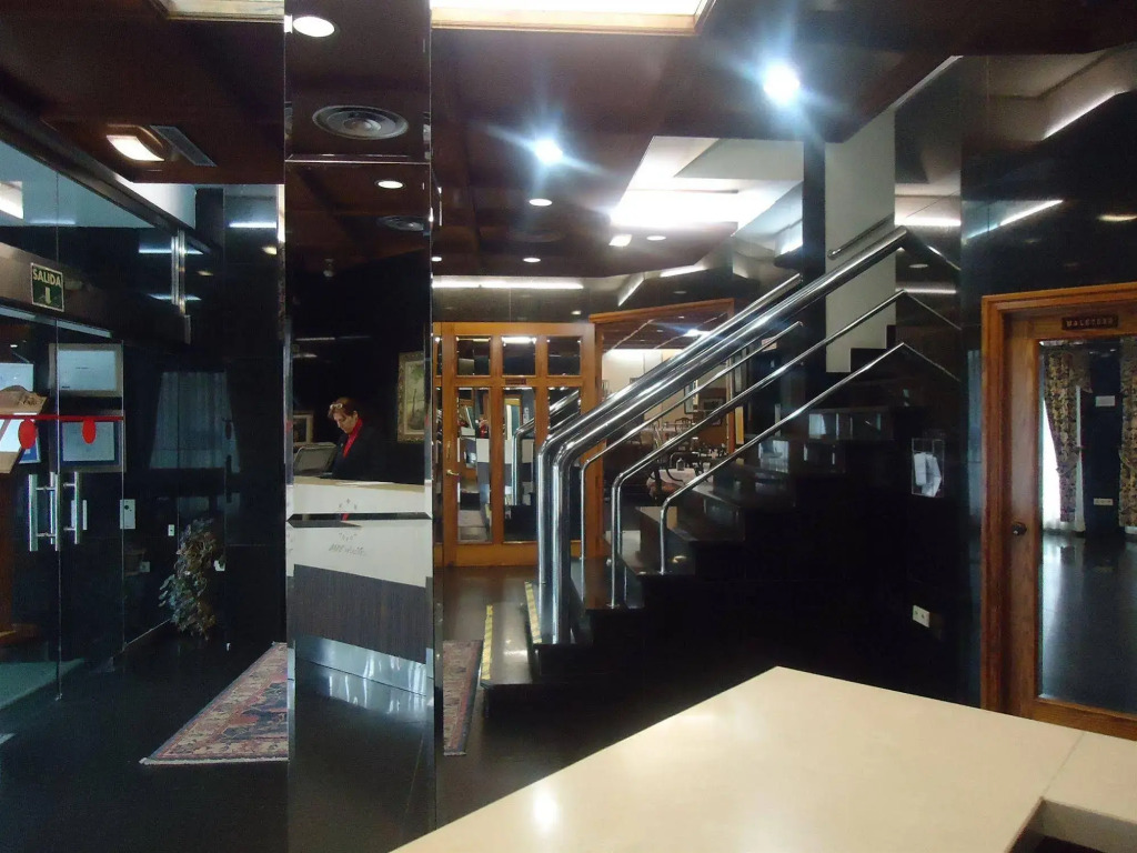 B&B HOTEL Gijón Centro Begoña