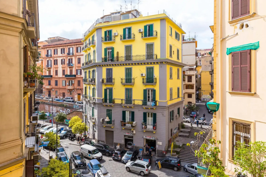 Rettifilo Family Apartment