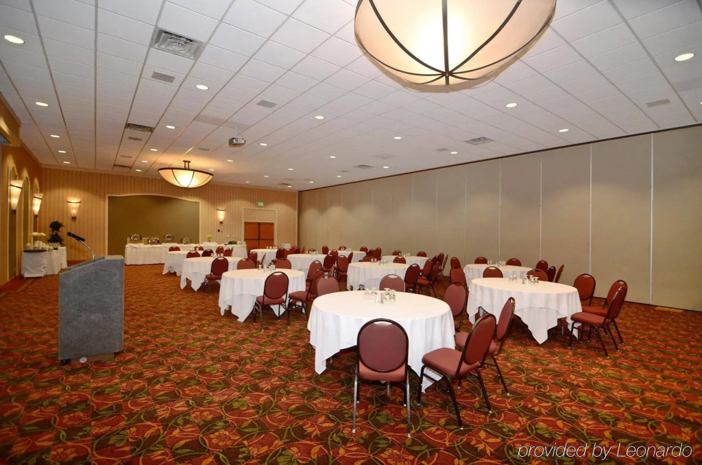 Four Points by Sheraton Bellingham Hotel & Conference Center