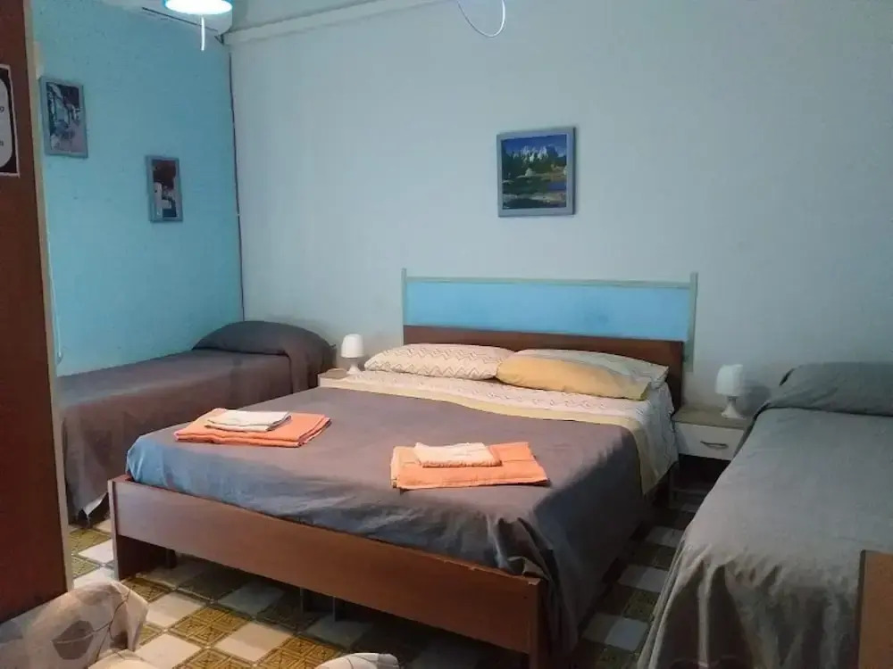LG Casa Indipendente Acireale Mare