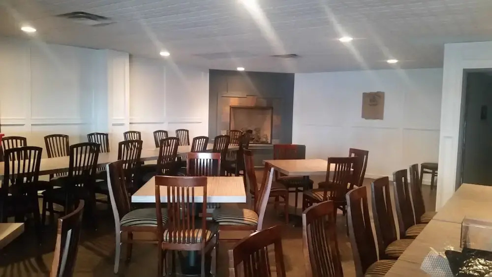 Riviera Motor Inn